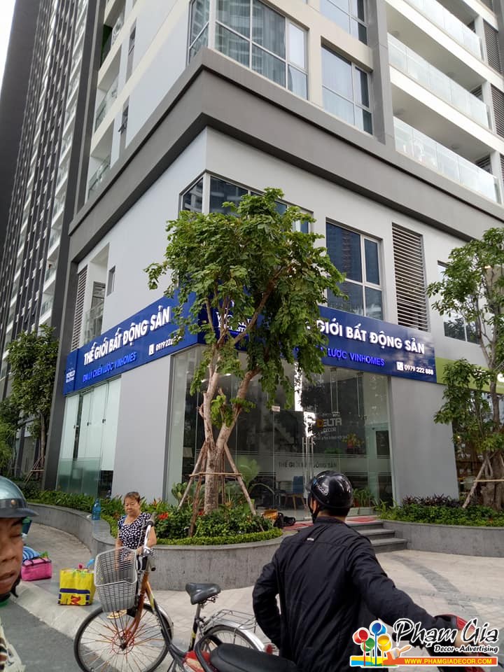 Làm bảng hiệu bất động sản giá rẻ