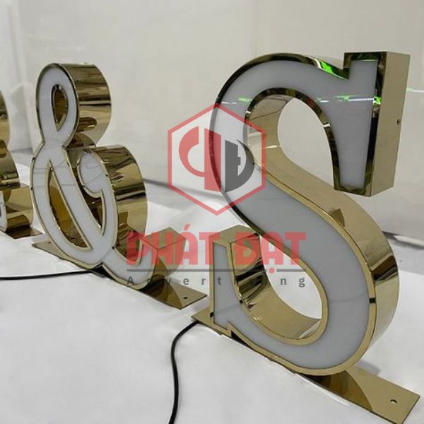 Cắt, uốn, hàn ghép gia công chữ quảng cáo nhôm