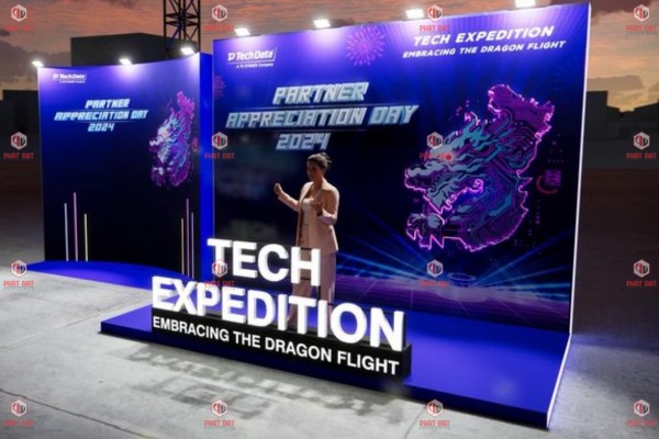 Tư vấn ý tưởng và thiết kế concept theo chủ đề lễ 30/4 1/5